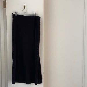 Loose cotton black skirt
